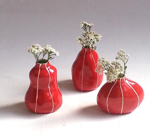 set of 3 bud vases, crimson red set of 3 bud vases, crimson red